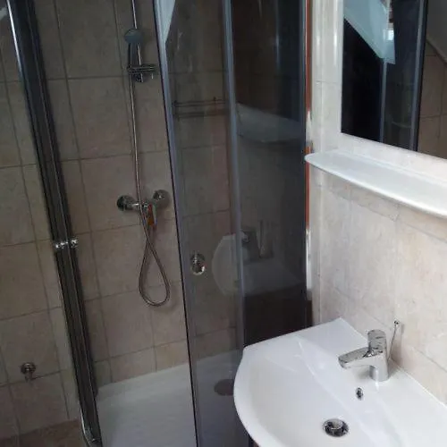 Strandi Apartmanok- Levente شقة Balatonmáriafürdő