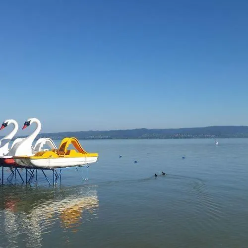 Strandi Apartmanok- Levente Balatonmáriafürdő